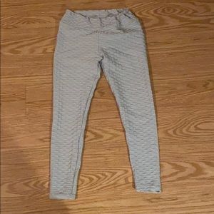 Booty Poppin’ Leggings